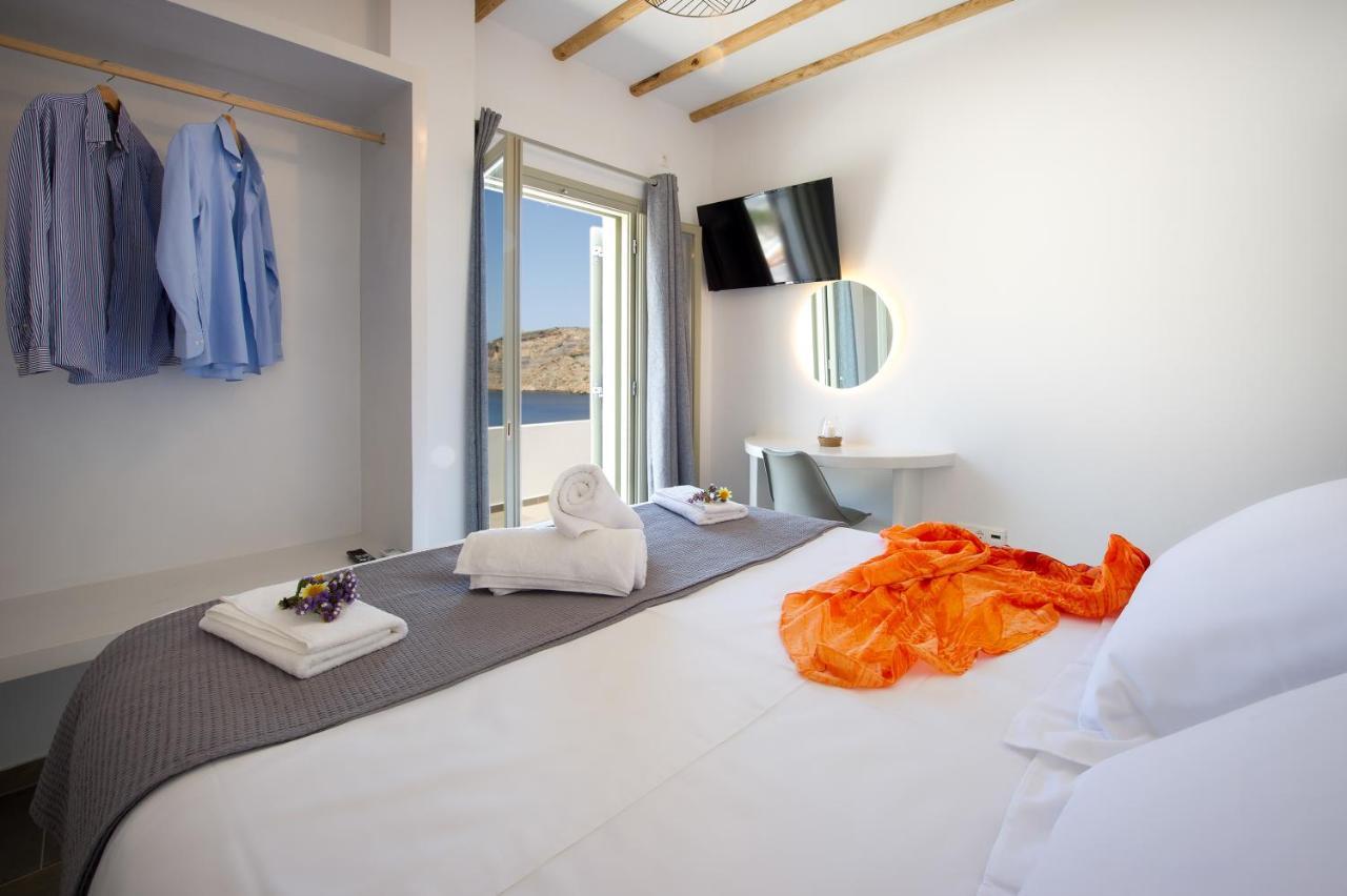Droufakos' Home, Lux Seafront Apartment W. View Cherronisos  Bagian luar foto
