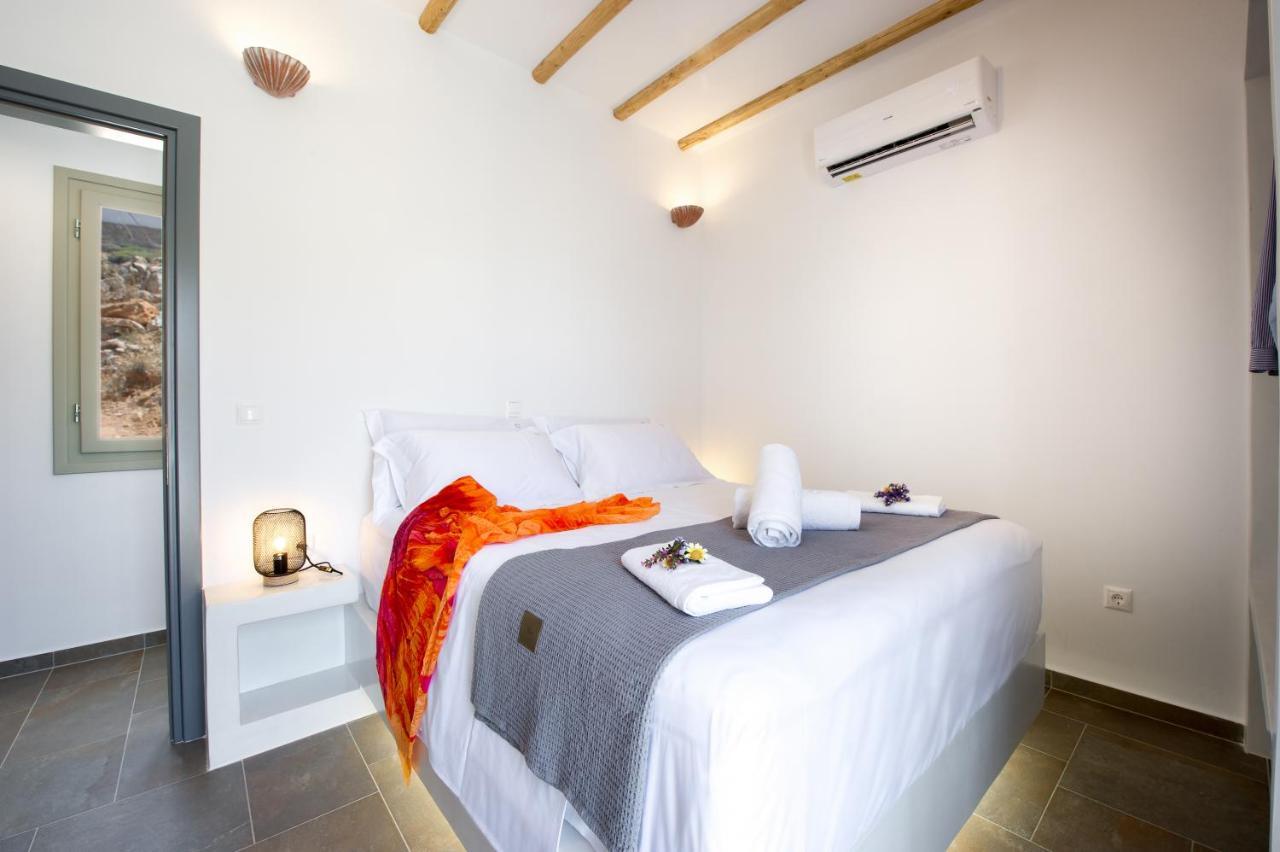 Droufakos' Home, Lux Seafront Apartment W. View Cherronisos  Bagian luar foto